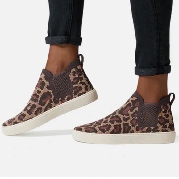 Rothy’s The Chelsea Boot in Wildcat Limited Edition Leopard Print Sneakers - Picture 1 of 12
